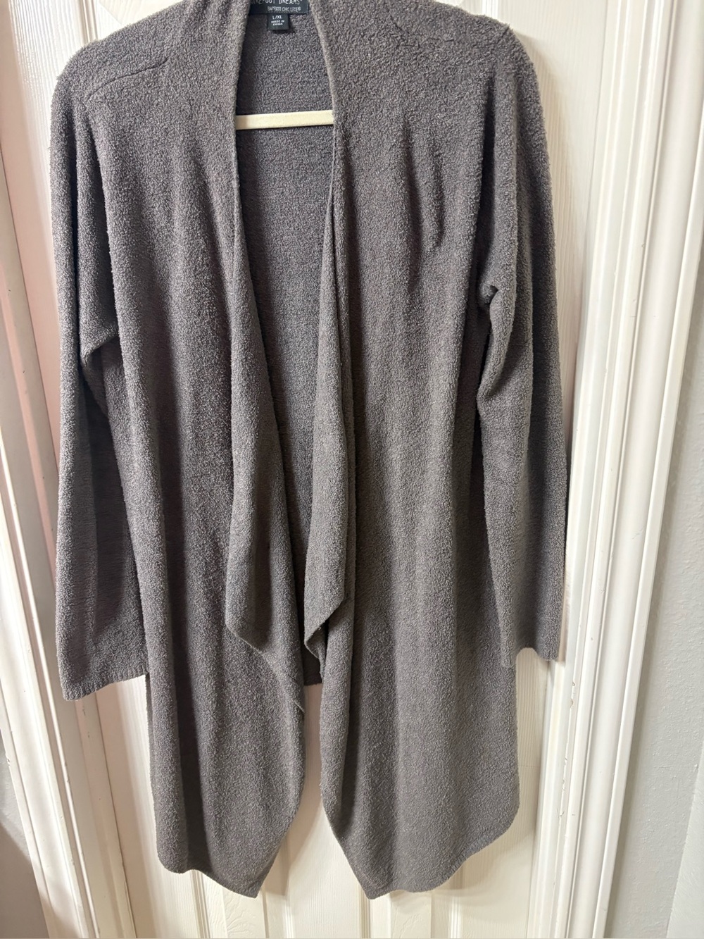 BAREFOOT DREAMS UBER SOFT LONG CARDIGAN SWEATER IN GRAY . Sz L/XL